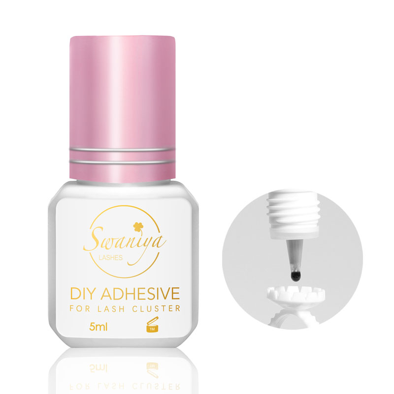 Ano ang DIY Lash Cluster Glue at Bakit Ito Nagbabago ng At-Home Lash Extension?